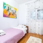 Stunning In With House Sea View *