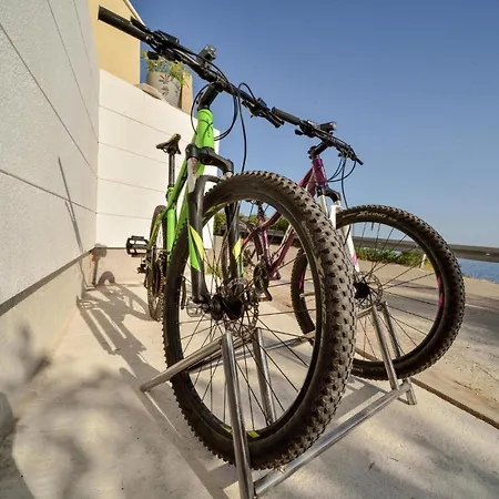 Semesterbostad Beautiful In With Wifi